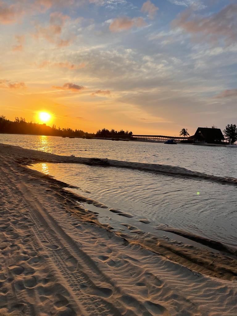 GIN-OTA-Mozambique-bacj sunset